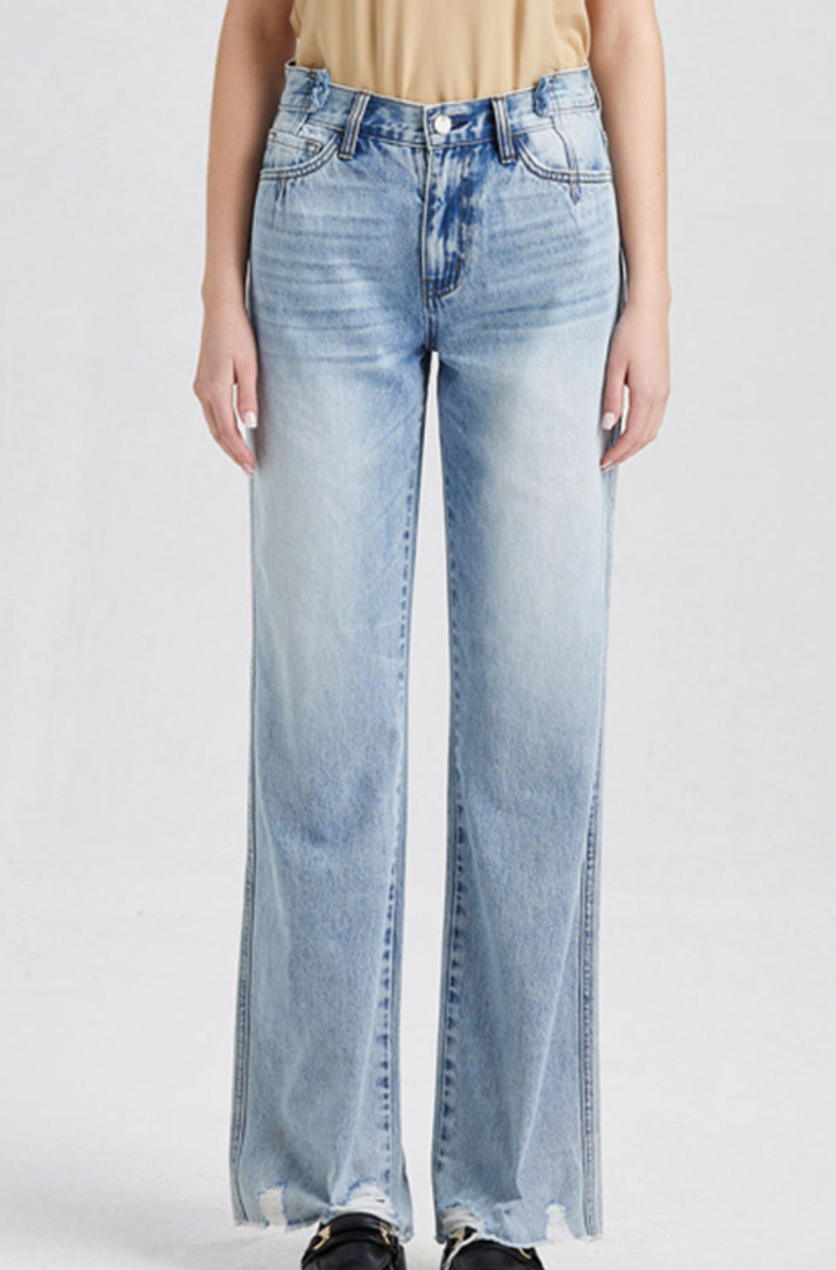 Baylee Light Wash High Rise Jean