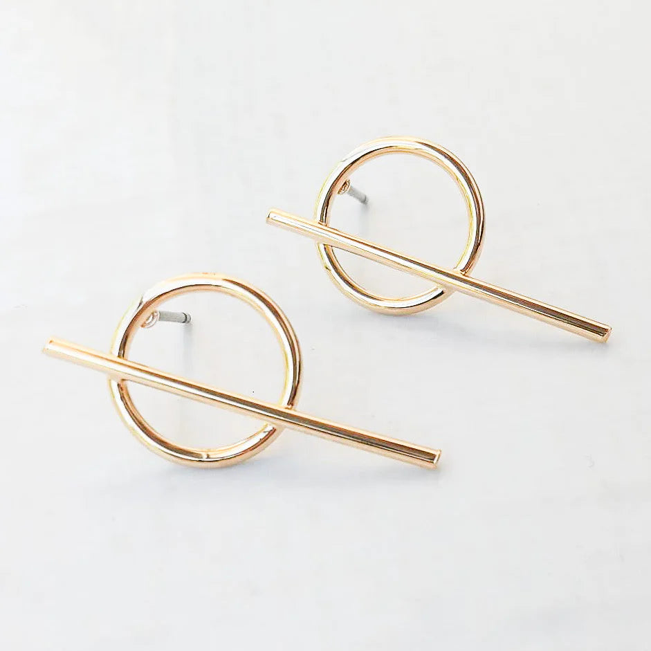 Gold Circle Stick Stud Earring