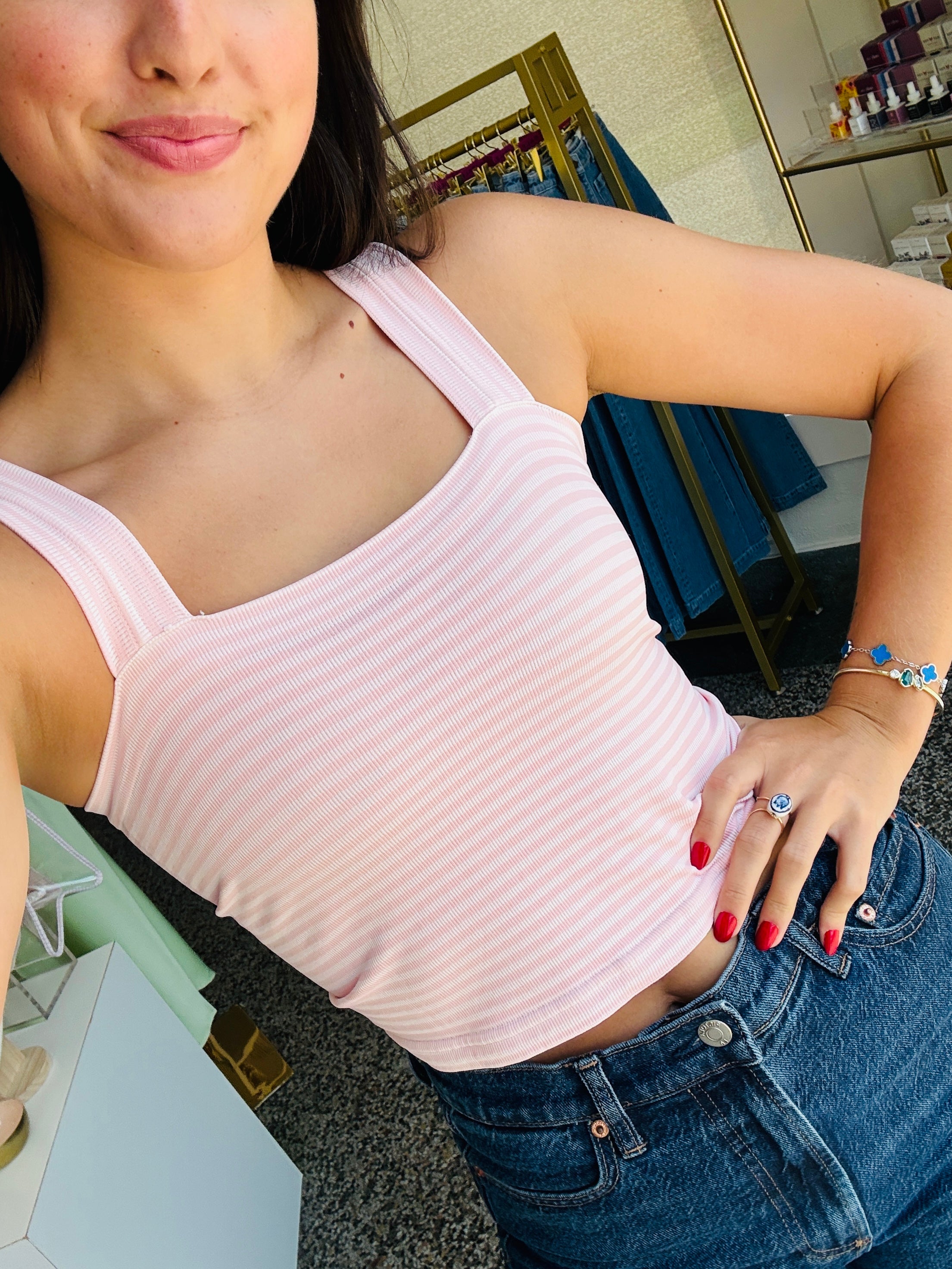 pink tank
