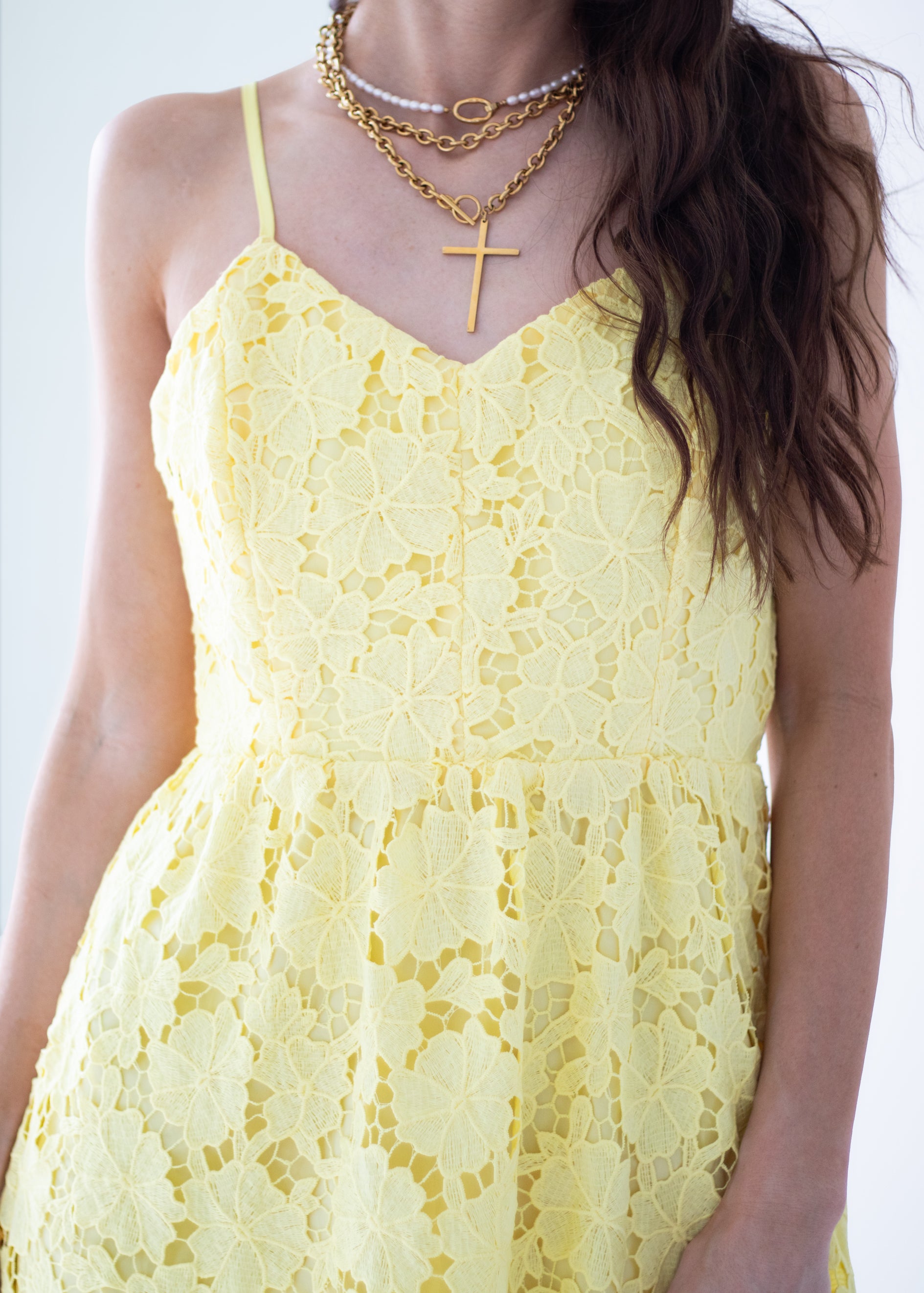 yellow dress